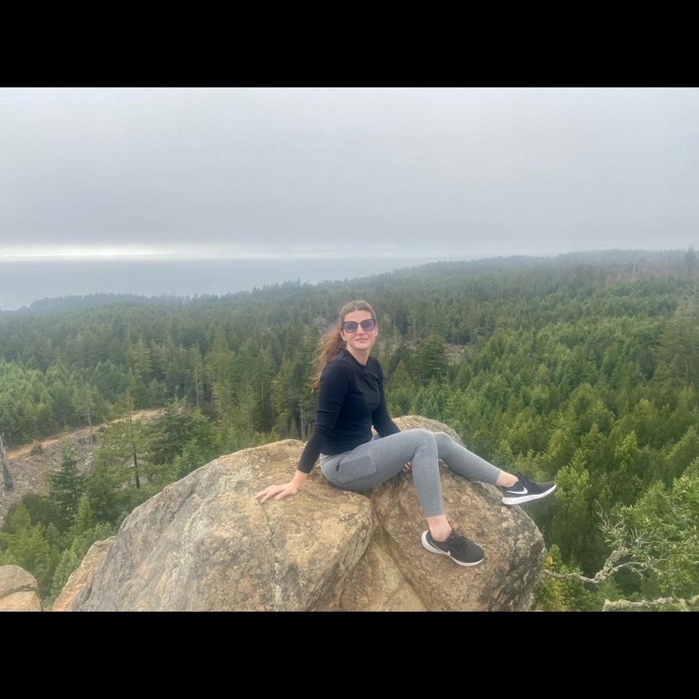 Meet your Posher, Annie